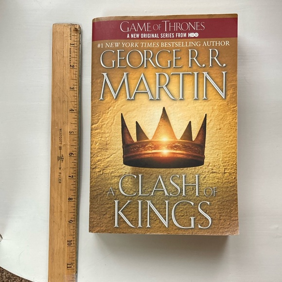 Game of Thrones book 2 - Picture 1 of 4